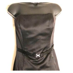 060. Strapless black dress with rhinestone accent belt